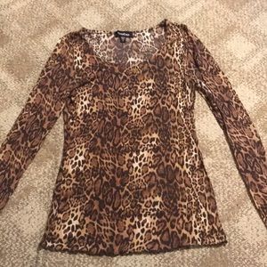 ✨SOLD✨💕✨Bebe Animal Print Top